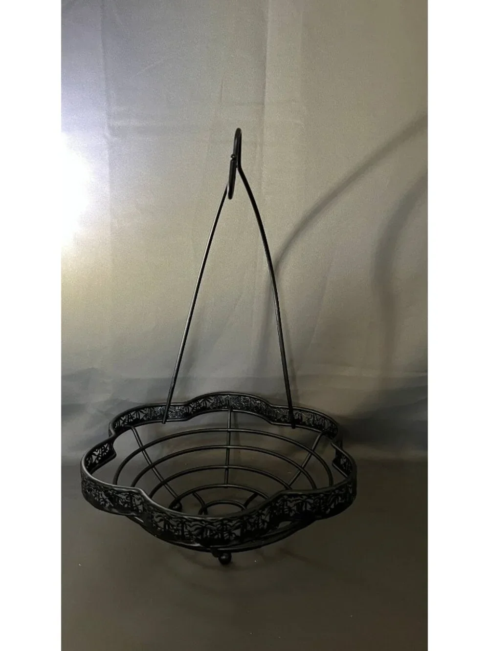 Black Metal Banana Hanger Basket Fruit Stand Organizer Elegant